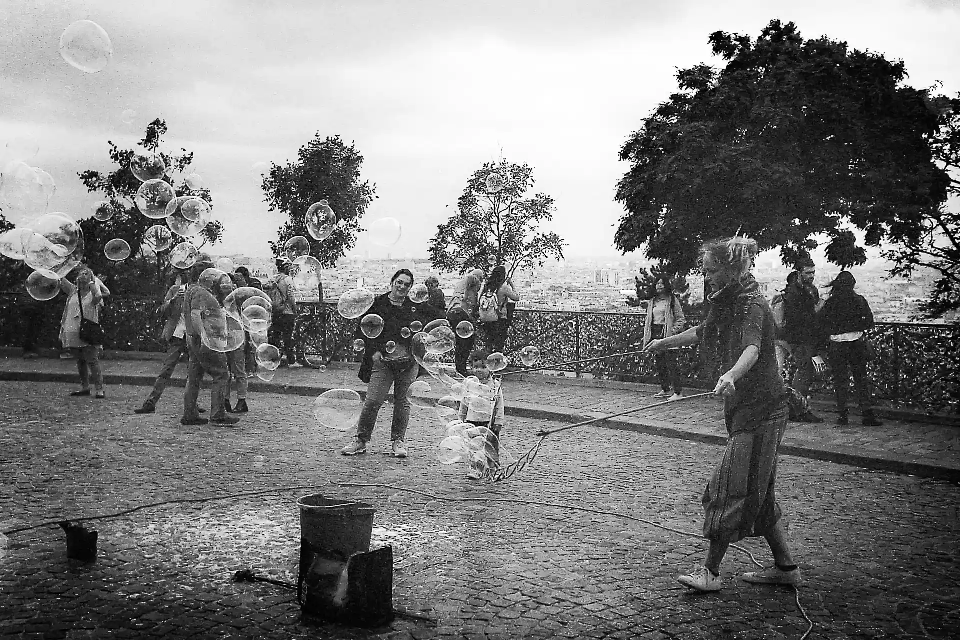 Black and White – Digilog